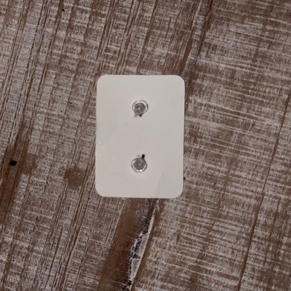 Dainty Silver Clover Earrings - Picture 2 of 2